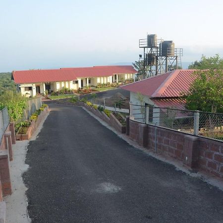 Suryamala Bunglows Villa Mahabaleshwar Bagian luar foto