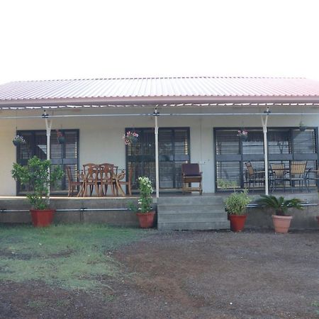 Suryamala Bunglows Villa Mahabaleshwar Bagian luar foto