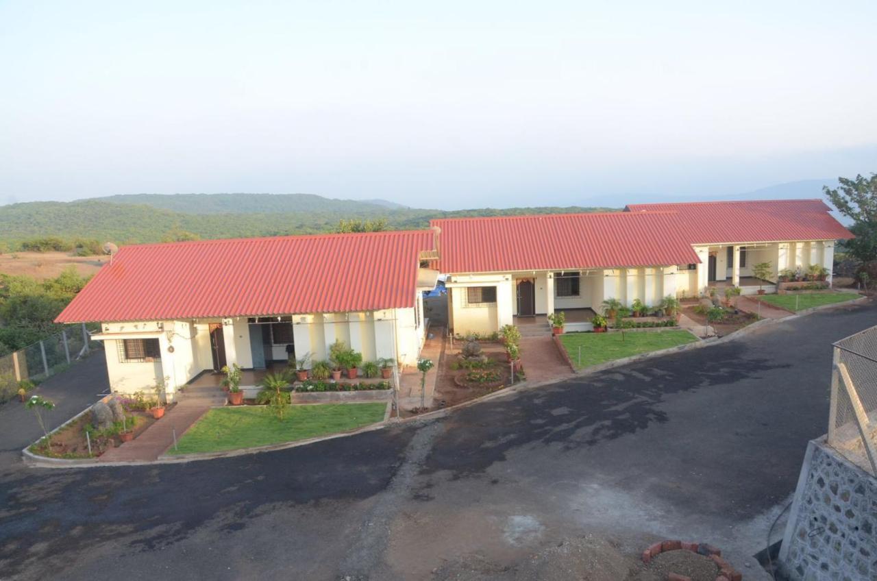 Suryamala Bunglows Villa Mahabaleshwar Bagian luar foto