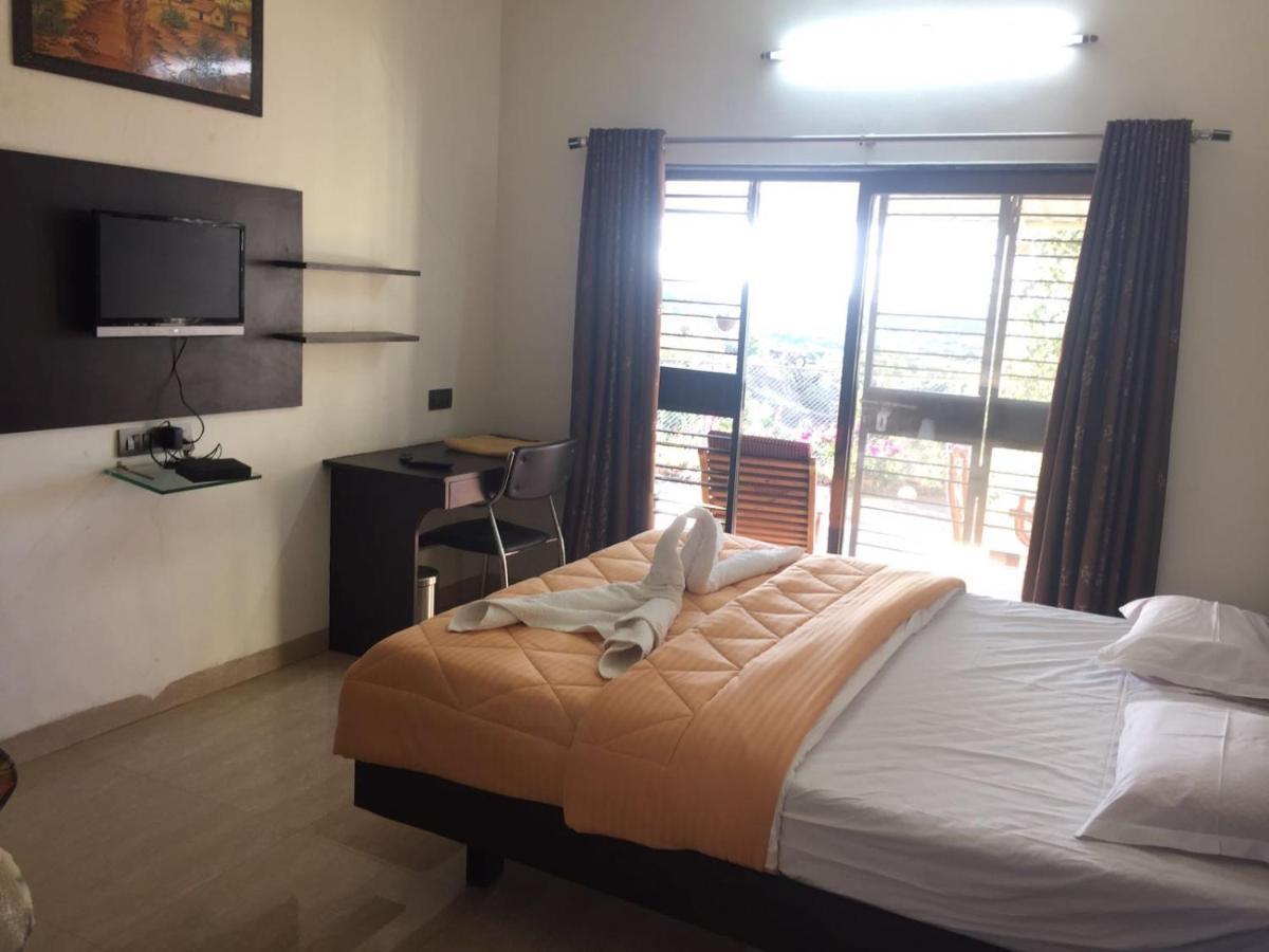 Suryamala Bunglows Villa Mahabaleshwar Bagian luar foto